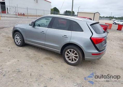2010 Audi Q5 3.2 Premium z USA, uszkodzony, nr VIN WA1LKAFP7AA094983